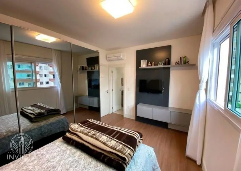 Apartamento com 3 quartos à venda, 121m2 em Centro, Balneario Camboriu - SC - imagem 6 Foto 6 de Apartamento com 3 quartos à venda, 121m2 em Centro, Balneario Camboriu - SC