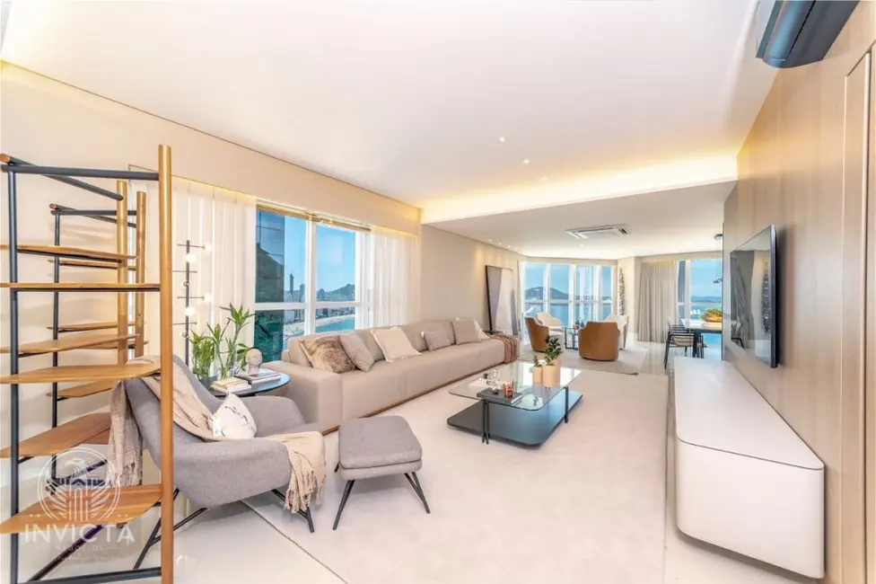 Foto 3 de Apartamento com 4 quartos à venda, 238m2 em Balneario Camboriu - SC