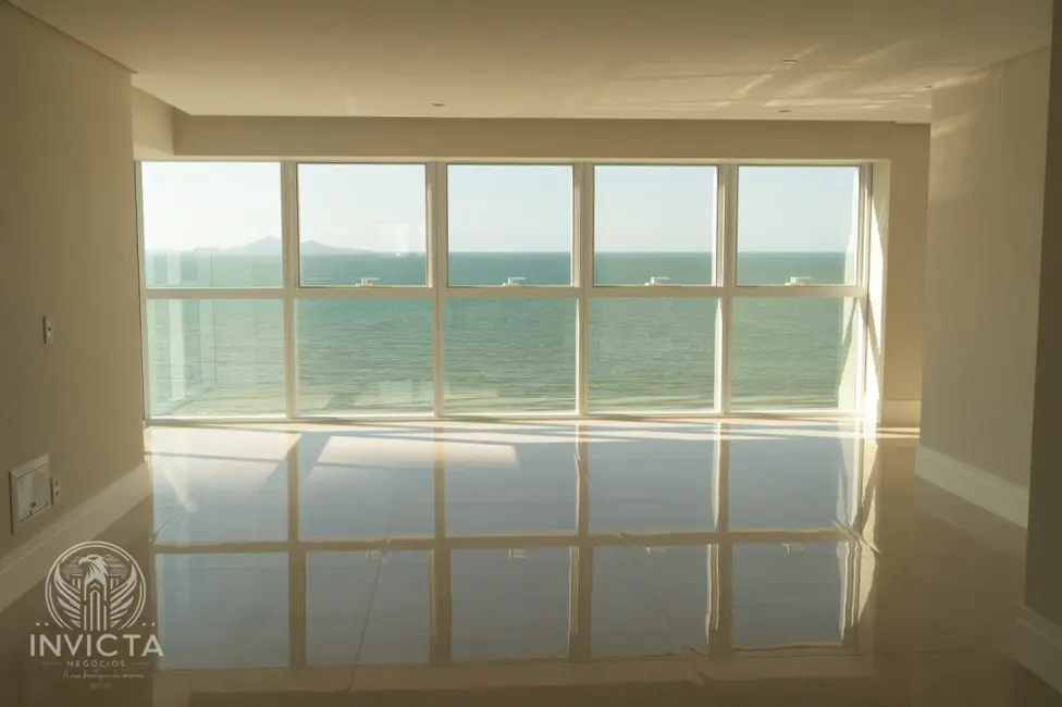 Apartamento com 4 quartos à venda, 194m2 em Centro, Balneario Camboriu - SC - imagem 5 Foto 5 de Apartamento com 4 quartos à venda, 194m2 em Centro, Balneario Camboriu - SC