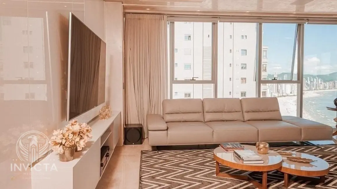 Foto 7 de Apartamento com 3 quartos à venda, 232m2 em Balneario Camboriu - SC