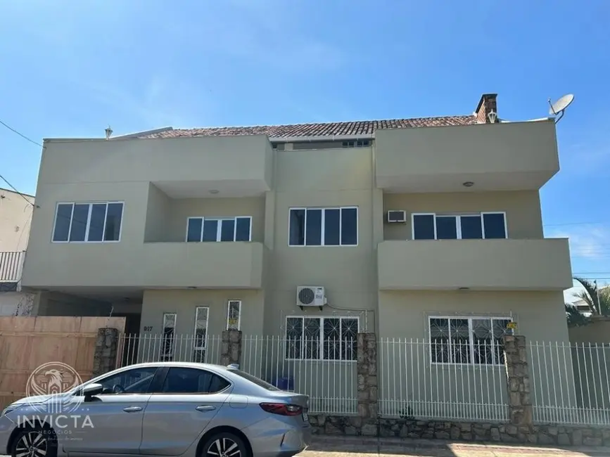Sobrado com 6 quartos à venda, 453m2 em Centro, Balneario Camboriu - SC - imagem 4 Foto 4 de Sobrado com 6 quartos à venda, 453m2 em Centro, Balneario Camboriu - SC