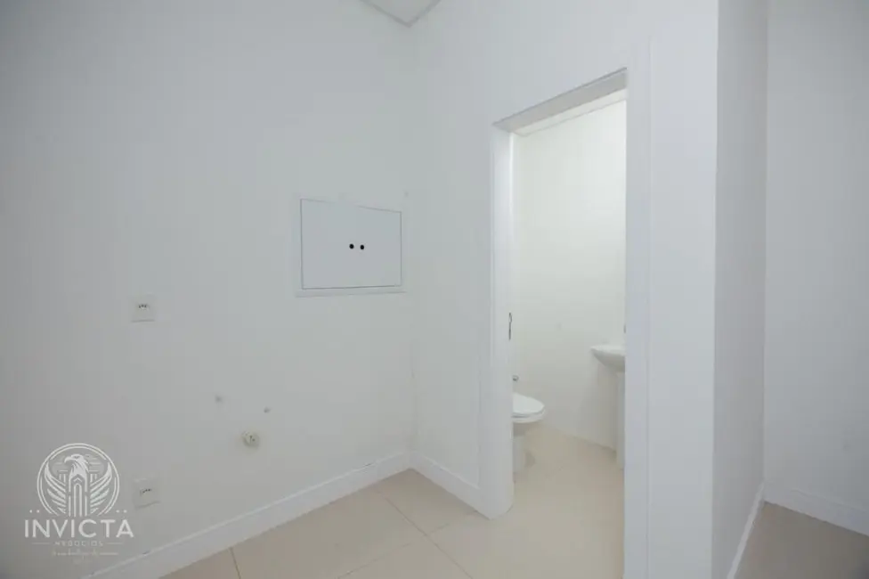 Foto 5 de Sala Comercial à venda, 92m2 em Centro, Balneario Camboriu - SC