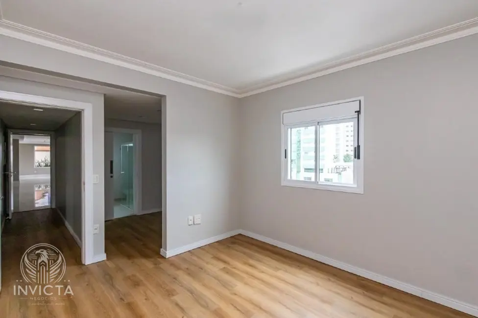 Apartamento com 3 quartos à venda, 136m2 em Balneario Camboriu - SC - imagem 8 Foto 8 de Apartamento com 3 quartos à venda, 136m2 em Balneario Camboriu - SC