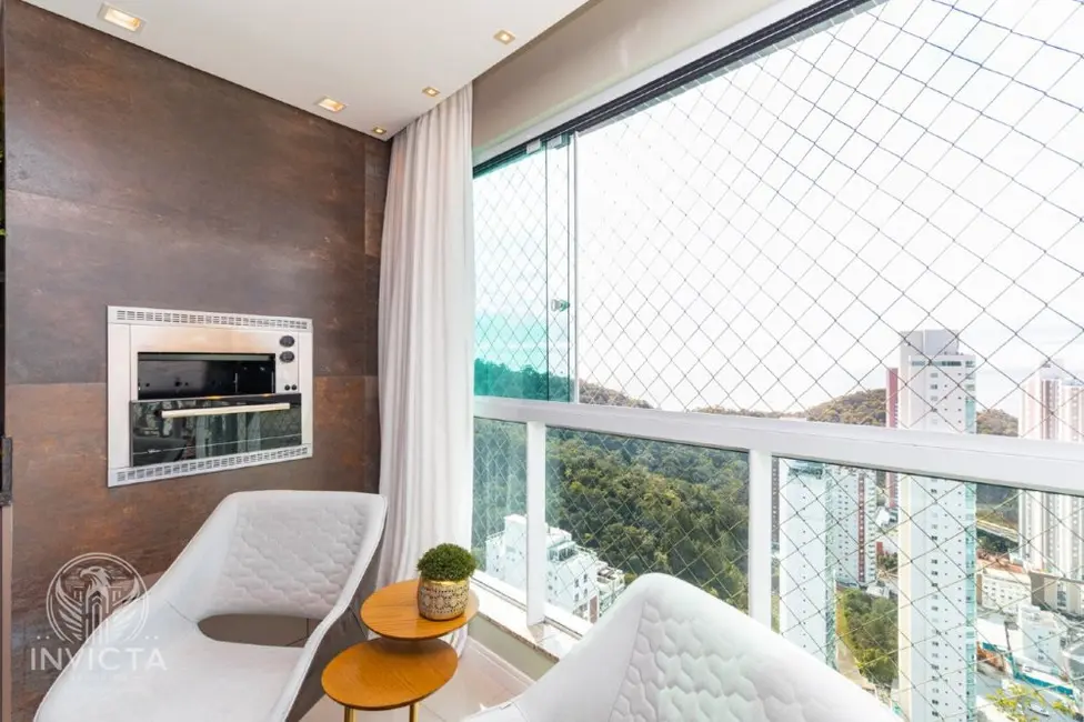 Foto 4 de Apartamento com 3 quartos à venda, 135m2 em Pioneiros, Balneario Camboriu - SC