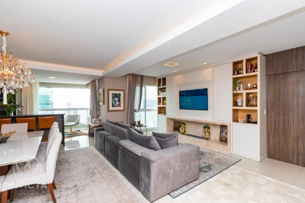 Foto 9 de Apartamento com 3 quartos à venda, 135m2 em Pioneiros, Balneario Camboriu - SC