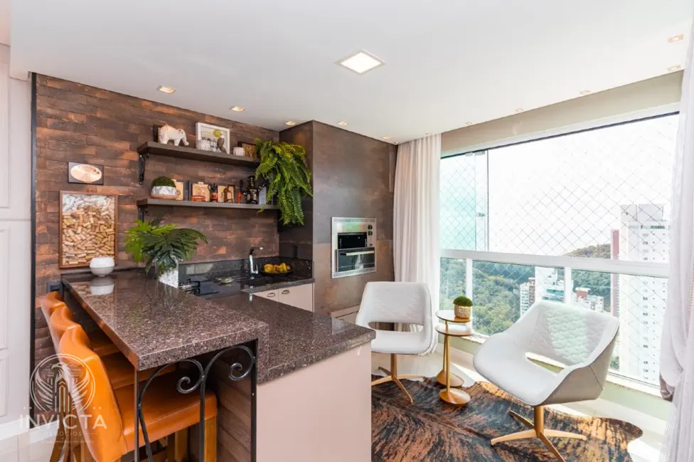 Foto 6 de Apartamento com 3 quartos à venda, 135m2 em Pioneiros, Balneario Camboriu - SC