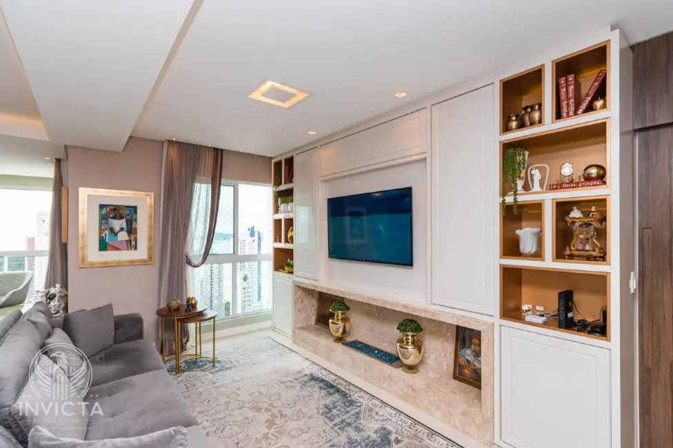 Foto 8 de Apartamento com 3 quartos à venda, 135m2 em Pioneiros, Balneario Camboriu - SC