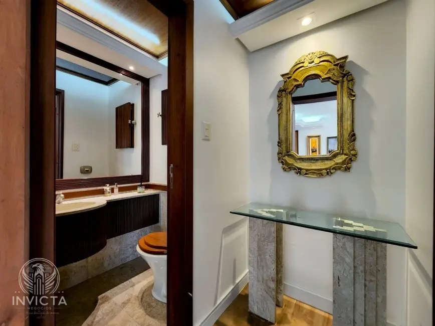 Foto 8 de Apartamento com 4 quartos à venda, 225m2 em Balneario Camboriu - SC