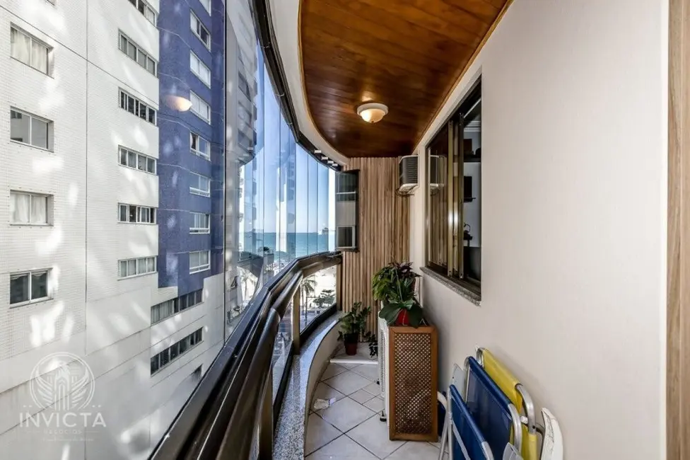 Foto 9 de Apartamento com 3 quartos à venda, 145m2 em Balneario Camboriu - SC