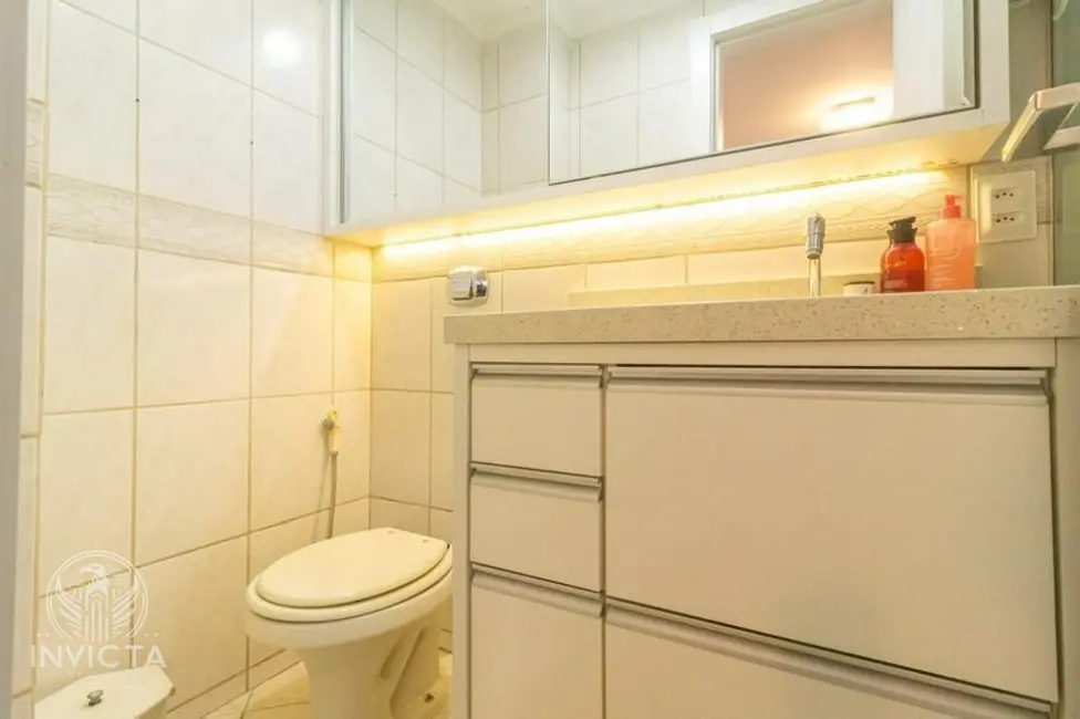 Apartamento com 3 quartos à venda, 132m2 em Centro, Balneario Camboriu - SC - imagem 9 Foto 9 de Apartamento com 3 quartos à venda, 132m2 em Centro, Balneario Camboriu - SC