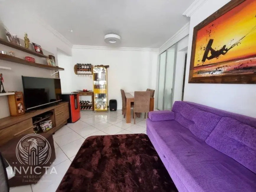 Apartamento com 2 quartos à venda, 77m2 em Centro, Balneario Camboriu - SC - imagem 5 Foto 5 de Apartamento com 2 quartos à venda, 77m2 em Centro, Balneario Camboriu - SC