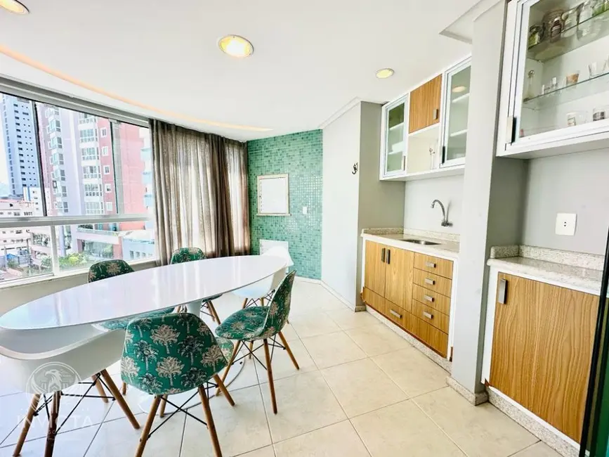 Foto 7 de Apartamento com 2 quartos à venda, 90m2 em Centro, Balneario Camboriu - SC