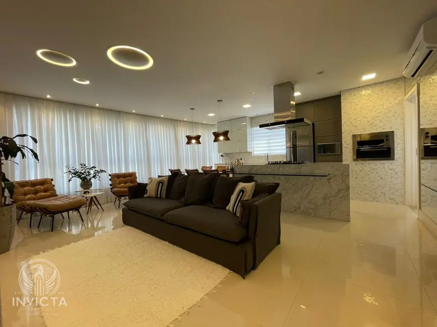 Foto 1 de Apartamento com 3 quartos à venda, 115m2 em Centro, Balneario Camboriu - SC