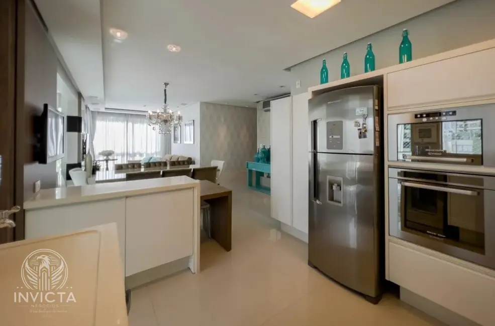Apartamento com 3 quartos à venda, 151m2 em Centro, Balneario Camboriu - SC - imagem 7 Foto 7 de Apartamento com 3 quartos à venda, 151m2 em Centro, Balneario Camboriu - SC