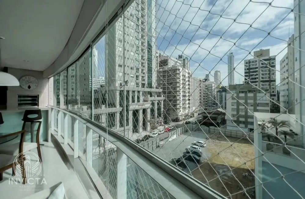 Apartamento com 3 quartos à venda, 151m2 em Centro, Balneario Camboriu - SC - imagem 5 Foto 5 de Apartamento com 3 quartos à venda, 151m2 em Centro, Balneario Camboriu - SC