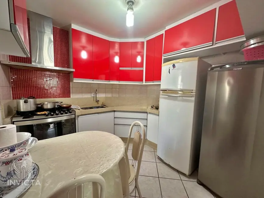 Apartamento com 2 quartos à venda, 80m2 em Centro, Balneario Camboriu - SC - imagem 8 Foto 8 de Apartamento com 2 quartos à venda, 80m2 em Centro, Balneario Camboriu - SC