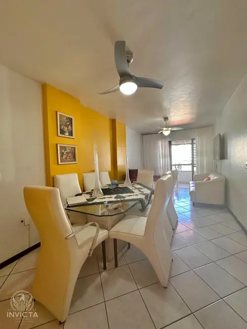 Apartamento com 2 quartos à venda, 80m2 em Centro, Balneario Camboriu - SC - imagem 4 Foto 4 de Apartamento com 2 quartos à venda, 80m2 em Centro, Balneario Camboriu - SC