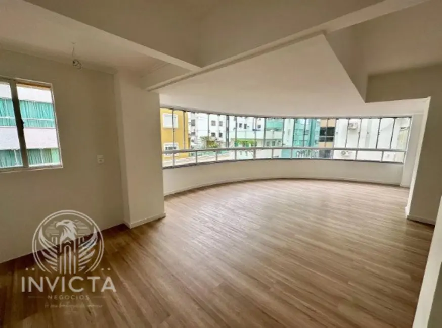 Foto 2 de Apartamento com 4 quartos à venda, 201m2 em Centro, Balneario Camboriu - SC