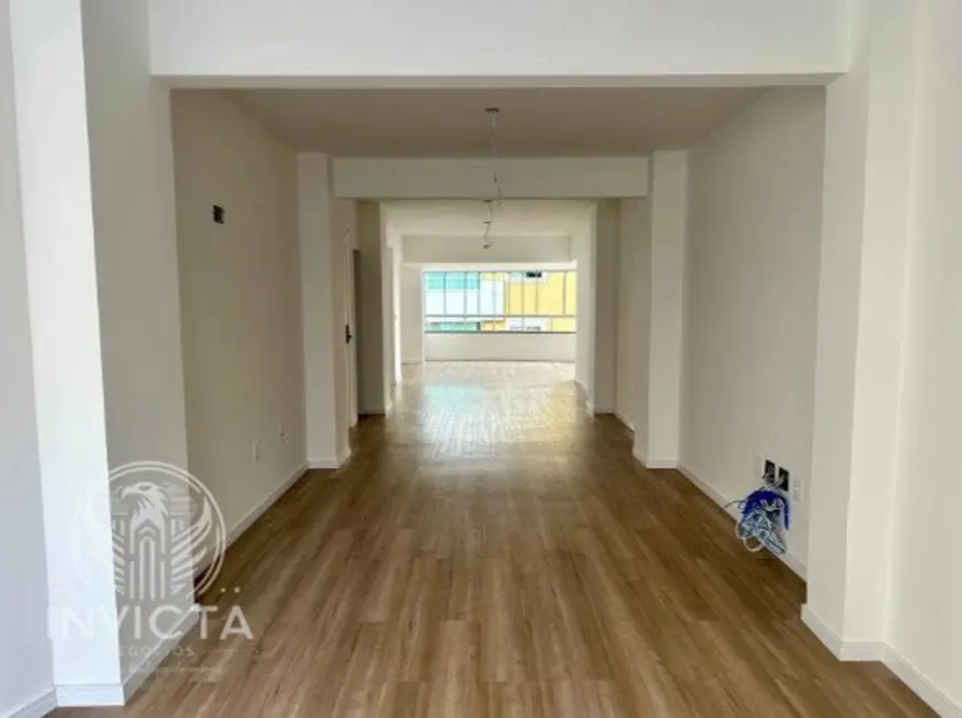 Apartamento com 4 quartos à venda, 201m2 em Centro, Balneario Camboriu - SC - imagem 5 Foto 5 de Apartamento com 4 quartos à venda, 201m2 em Centro, Balneario Camboriu - SC