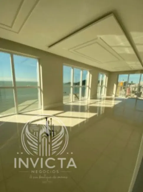 Apartamento com 4 quartos à venda, 160m2 em Centro, Balneario Camboriu - SC - imagem 2 Foto 2 de Apartamento com 4 quartos à venda, 160m2 em Centro, Balneario Camboriu - SC