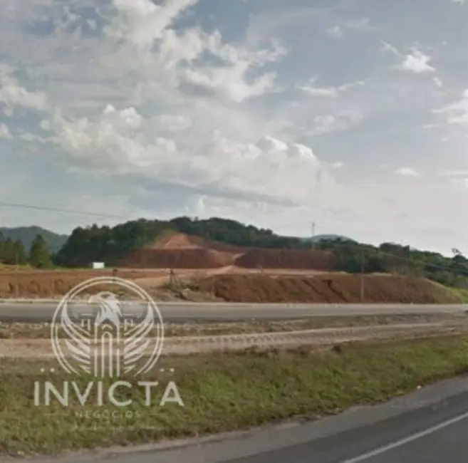 Foto 1 de Terreno / Lote à venda, 340m2 em Camboriu - SC