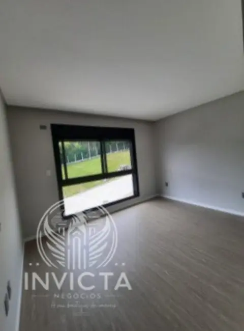 Casa de Condomínio com 3 quartos à venda, 258m2 em Praia das Taquaras, Balneario Camboriu - SC - imagem 6 Foto 6 de Casa de Condomínio com 3 quartos à venda, 258m2 em Praia das Taquaras, Balneario Camboriu - SC