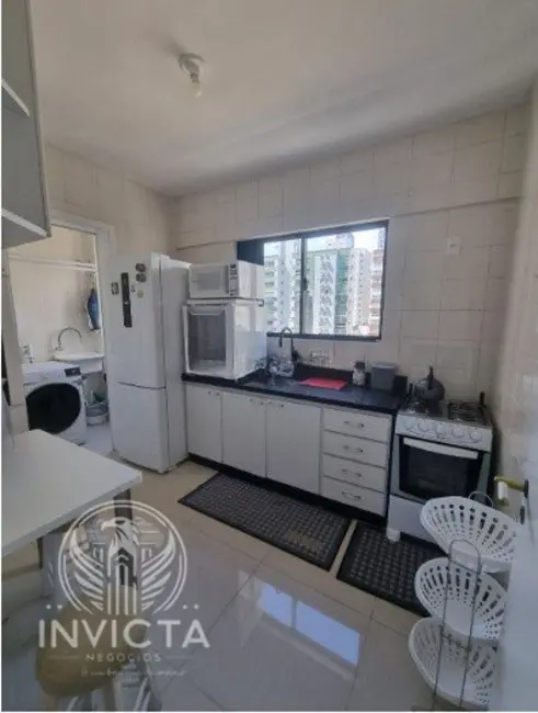 Apartamento com 2 quartos à venda, 80m2 em Centro, Balneario Camboriu - SC - imagem 8 Foto 8 de Apartamento com 2 quartos à venda, 80m2 em Centro, Balneario Camboriu - SC