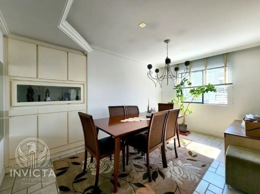 Foto 3 de Apartamento com 3 quartos à venda, 176m2 em Centro, Balneario Camboriu - SC