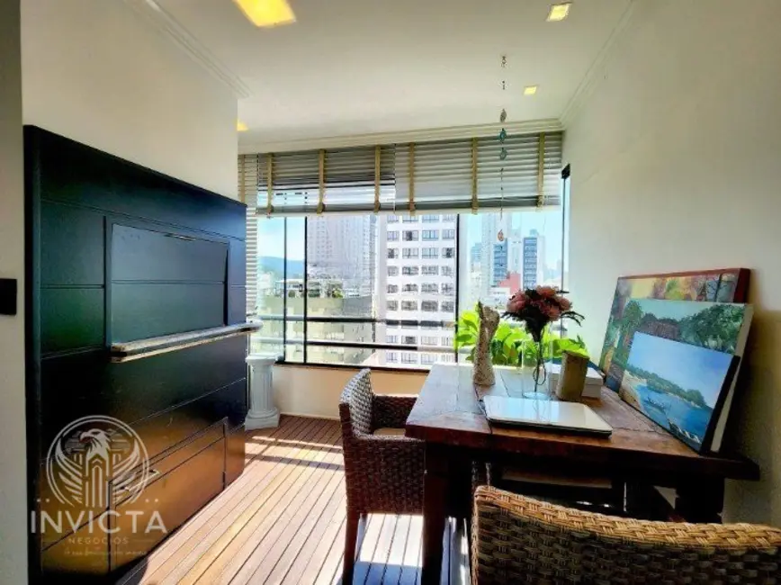 Foto 5 de Apartamento com 3 quartos à venda, 176m2 em Centro, Balneario Camboriu - SC