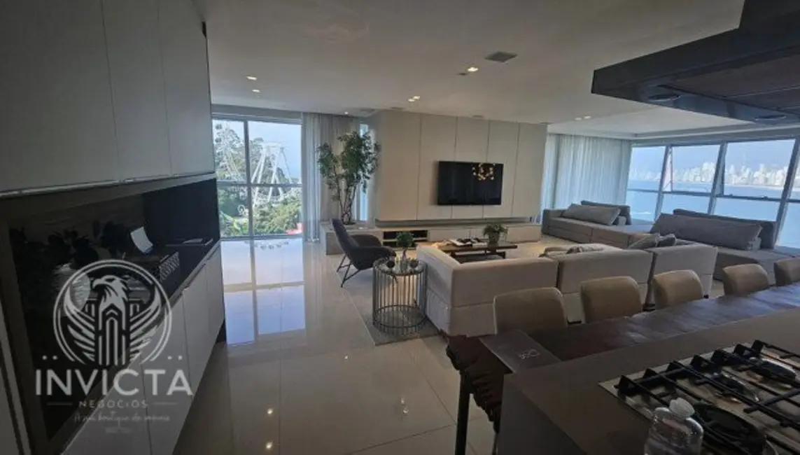 Apartamento com 5 quartos à venda, 283m2 em Pioneiros, Balneario Camboriu - SC - imagem 3 Foto 3 de Apartamento com 5 quartos à venda, 283m2 em Pioneiros, Balneario Camboriu - SC