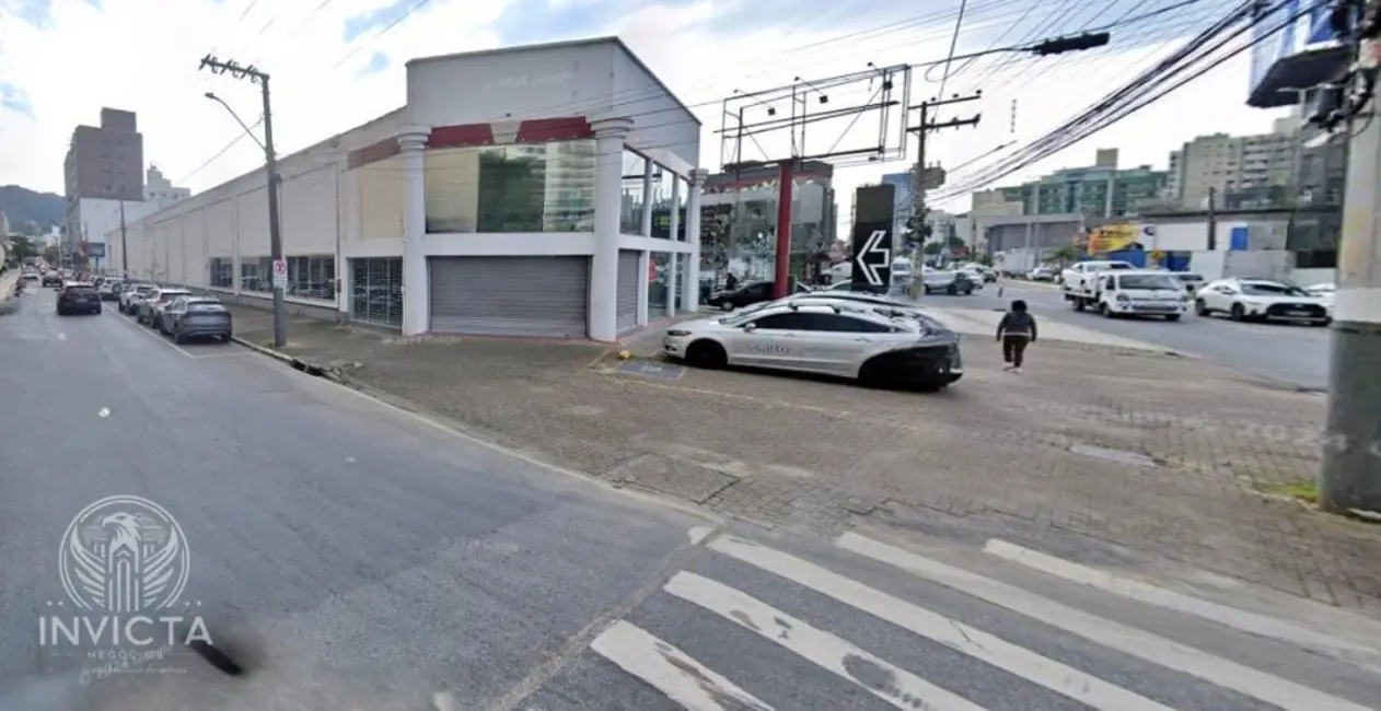 Sala Comercial para alugar, 1000m2 em Nações, Balneario Camboriu - SC - imagem 6 Foto 6 de Sala Comercial para alugar, 1000m2 em Nações, Balneario Camboriu - SC