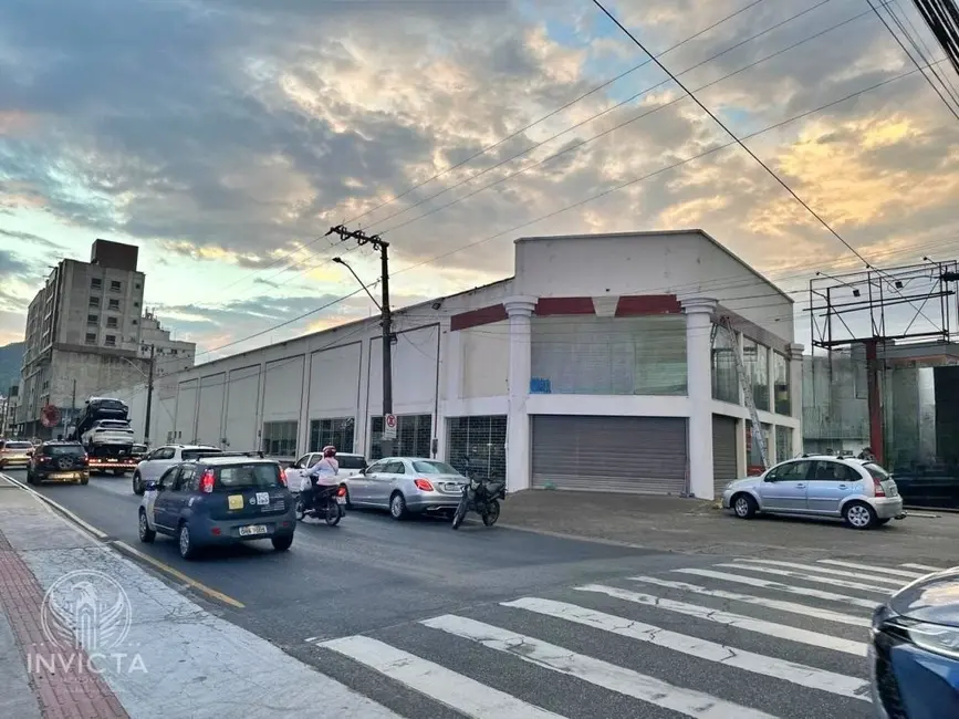 Foto 1 de Sala Comercial para alugar, 1000m2 em Nações, Balneario Camboriu - SC