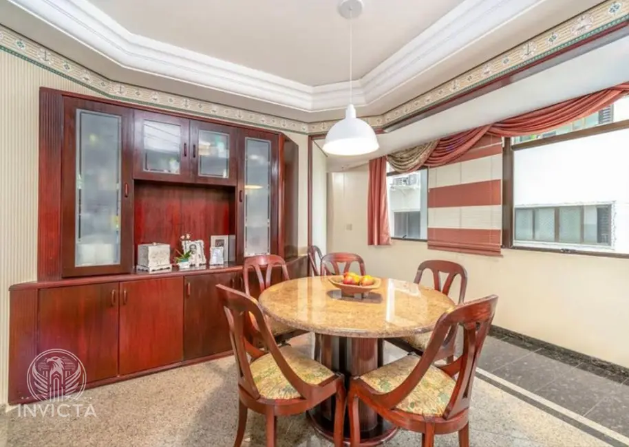 Apartamento com 4 quartos à venda, 328m2 em Centro, Balneario Camboriu - SC - imagem 9 Foto 9 de Apartamento com 4 quartos à venda, 328m2 em Centro, Balneario Camboriu - SC