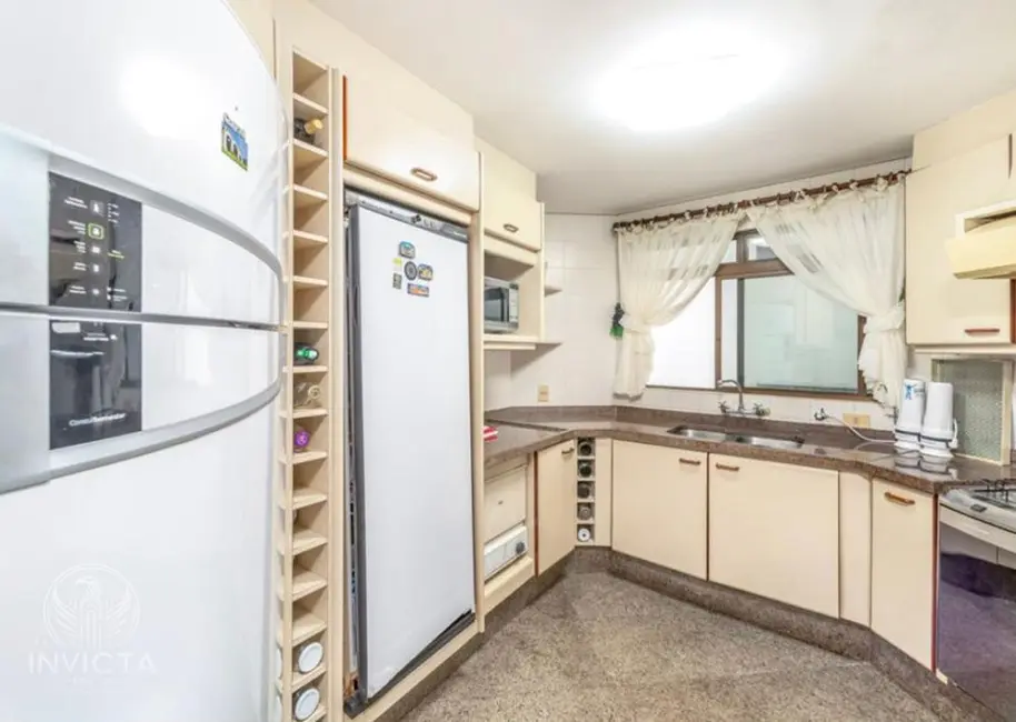 Apartamento com 4 quartos à venda, 328m2 em Centro, Balneario Camboriu - SC - imagem 5 Foto 5 de Apartamento com 4 quartos à venda, 328m2 em Centro, Balneario Camboriu - SC