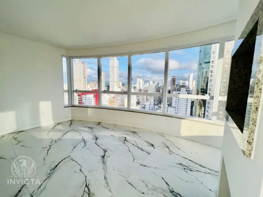 Foto 5 de Apartamento com 3 quartos à venda, 137m2 em Centro, Balneario Camboriu - SC