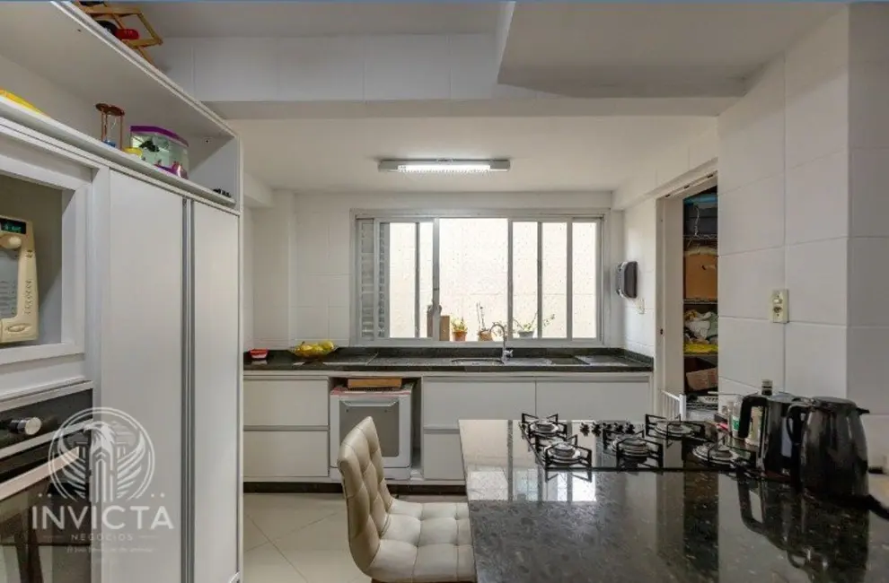 Apartamento com 3 quartos à venda, 110m2 em Pioneiros, Balneario Camboriu - SC - imagem 6 Foto 6 de Apartamento com 3 quartos à venda, 110m2 em Pioneiros, Balneario Camboriu - SC