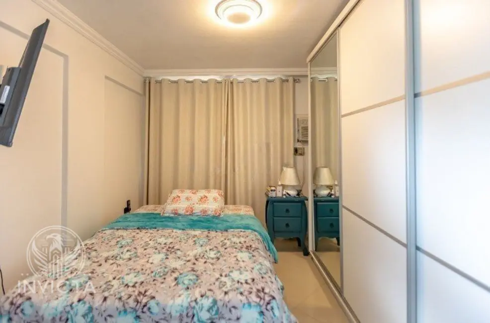 Apartamento com 3 quartos à venda, 110m2 em Pioneiros, Balneario Camboriu - SC - imagem 9 Foto 9 de Apartamento com 3 quartos à venda, 110m2 em Pioneiros, Balneario Camboriu - SC