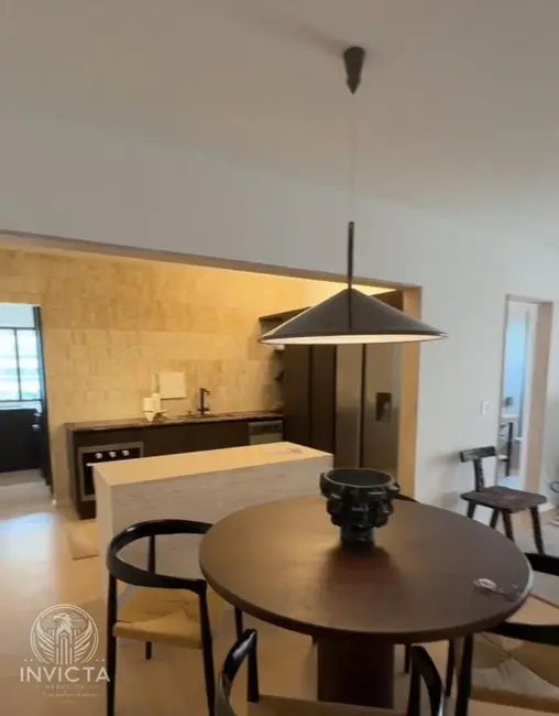 Apartamento com 3 quartos à venda, 90m2 em Centro, Balneario Camboriu - SC - imagem 3 Foto 3 de Apartamento com 3 quartos à venda, 90m2 em Centro, Balneario Camboriu - SC