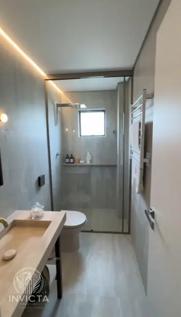 Apartamento com 3 quartos à venda, 90m2 em Centro, Balneario Camboriu - SC - imagem 8 Foto 8 de Apartamento com 3 quartos à venda, 90m2 em Centro, Balneario Camboriu - SC