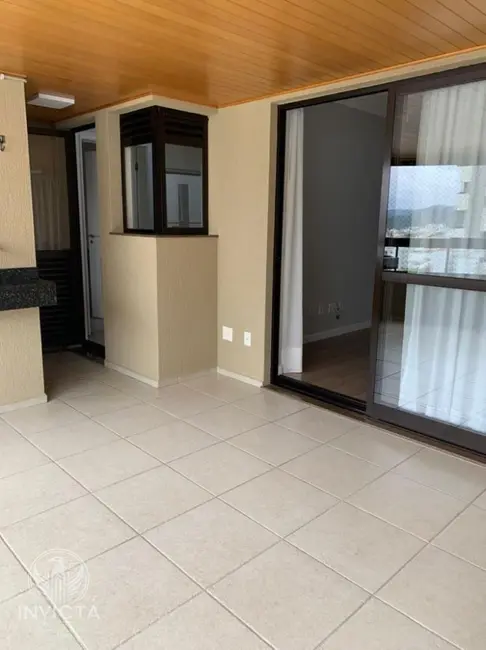 Apartamento com 3 quartos à venda, 133m2 em Centro, Balneario Camboriu - SC - imagem 3 Foto 3 de Apartamento com 3 quartos à venda, 133m2 em Centro, Balneario Camboriu - SC