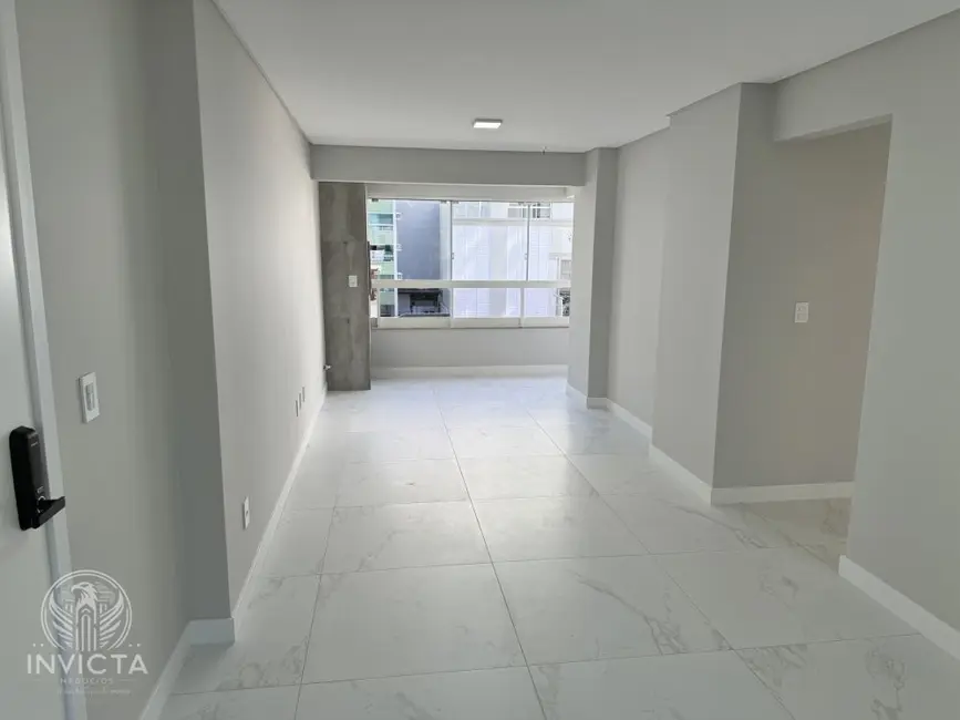 Apartamento com 3 quartos à venda, 116m2 em Centro, Balneario Camboriu - SC - imagem 3 Foto 3 de Apartamento com 3 quartos à venda, 116m2 em Centro, Balneario Camboriu - SC