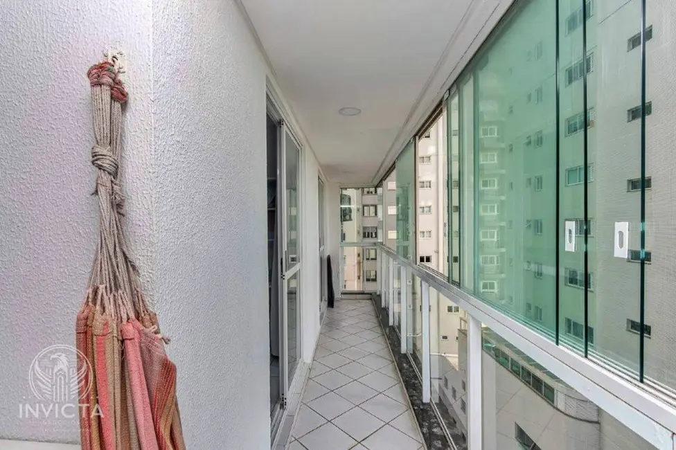 Foto 4 de Apartamento com 3 quartos à venda, 110m2 em Balneario Camboriu - SC