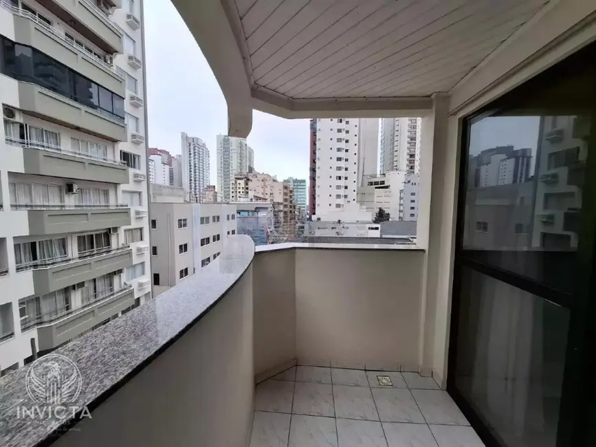 Foto 2 de Apartamento com 3 quartos à venda, 95m2 em Centro, Balneario Camboriu - SC
