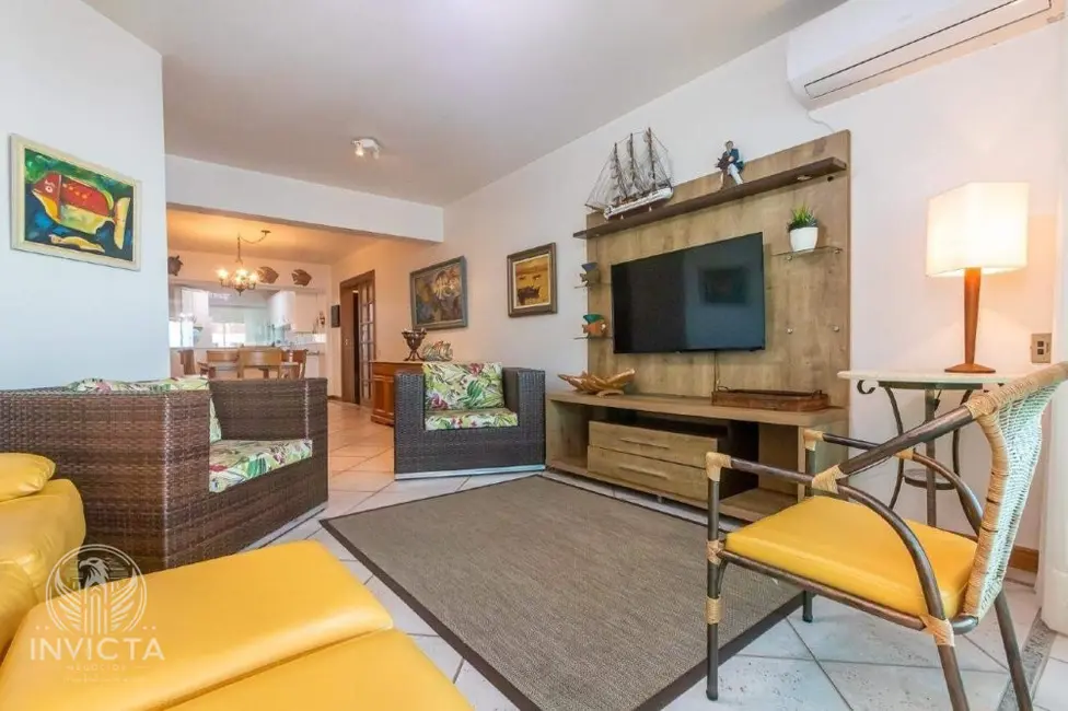 Foto 3 de Apartamento com 3 quartos à venda, 185m2 em Centro, Balneario Camboriu - SC