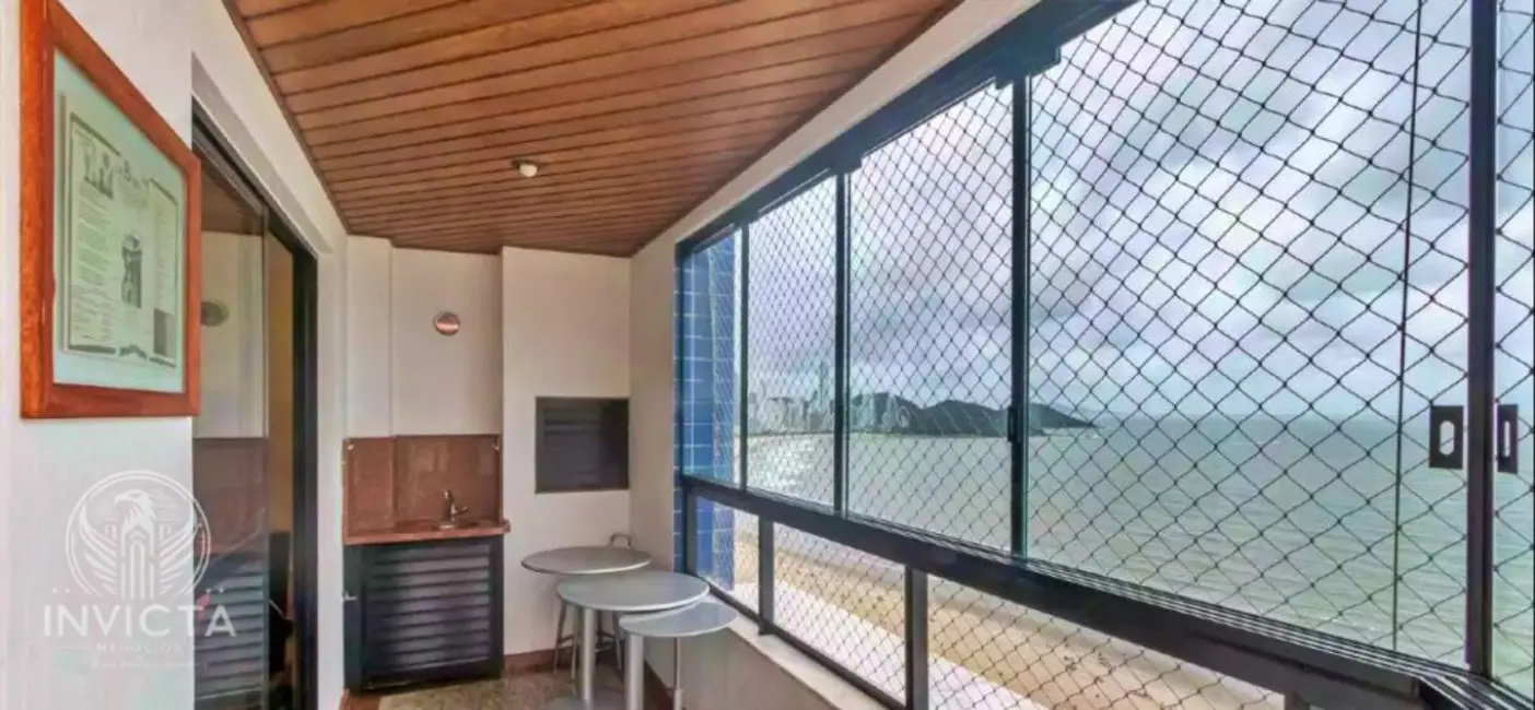 Apartamento com 3 quartos à venda, 141m2 em Centro, Balneario Camboriu - SC - imagem 4 Foto 4 de Apartamento com 3 quartos à venda, 141m2 em Centro, Balneario Camboriu - SC