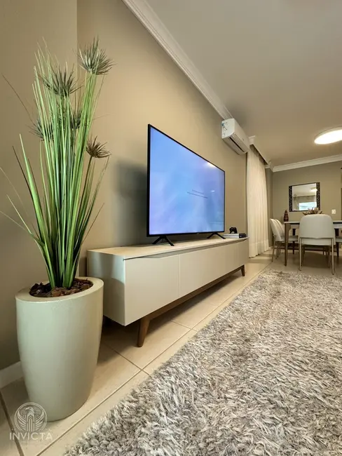 Foto 8 de Apartamento com 2 quartos à venda, 100m2 em Balneario Camboriu - SC