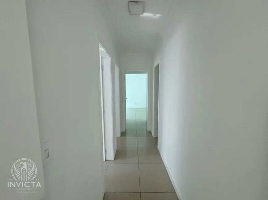 Apartamento com 4 quartos à venda, 114m2 em Centro, Balneario Camboriu - SC - imagem 4 Foto 4 de Apartamento com 4 quartos à venda, 114m2 em Centro, Balneario Camboriu - SC