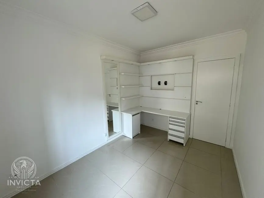Apartamento com 4 quartos à venda, 114m2 em Centro, Balneario Camboriu - SC - imagem 8 Foto 8 de Apartamento com 4 quartos à venda, 114m2 em Centro, Balneario Camboriu - SC