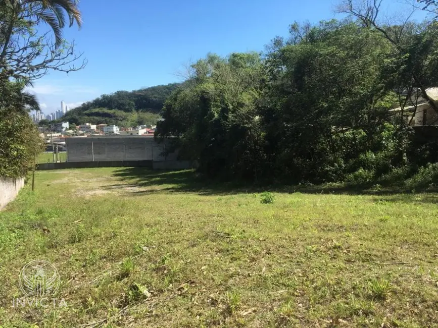 Foto 3 de Terreno / Lote à venda, 2885m2 em Nova Esperança, Balneario Camboriu - SC