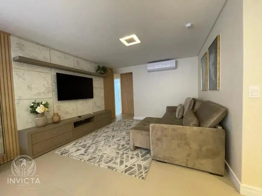 Foto 2 de Apartamento com 3 quartos à venda, 103m2 em Centro, Balneario Camboriu - SC